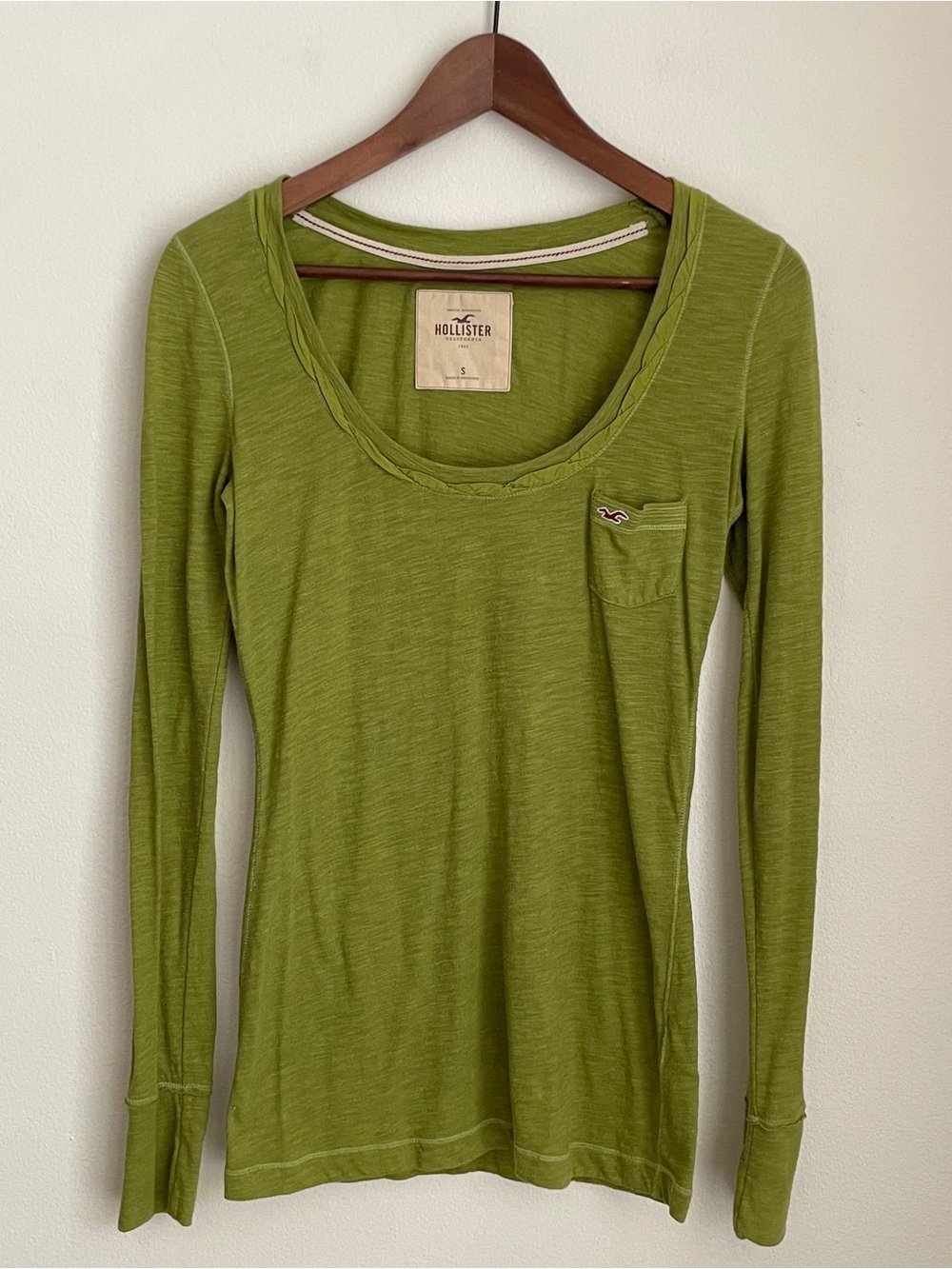 Hollister Y2K Olive Green Long Sleeve Scoop Neck Tee Small Girl Next Door